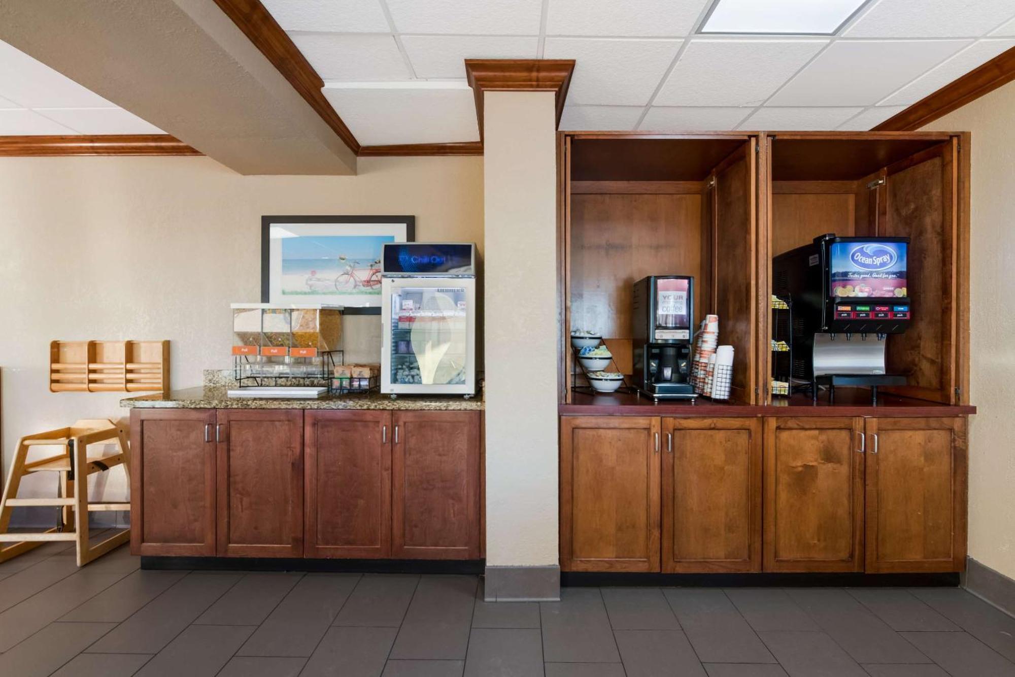 Comfort Inn South Oceanfront Nags Head Exterior foto